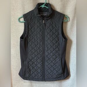 Van Heusen•insulated full-zip vest•women’s small•polyester•gray•quilted•pockets